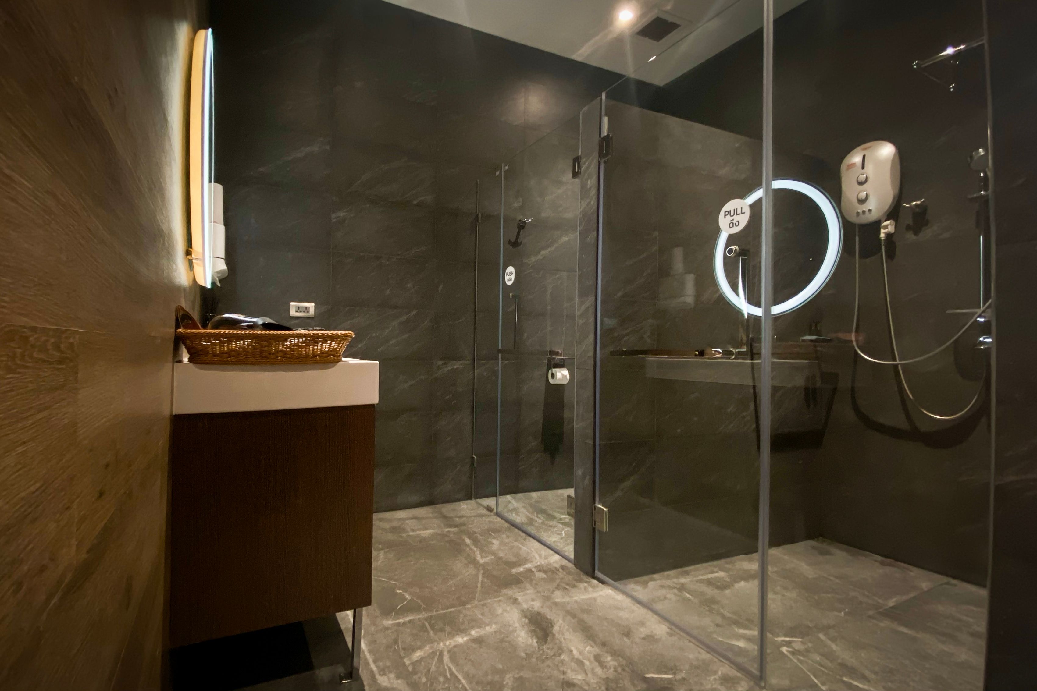 Restroom W-01 crop.jpg